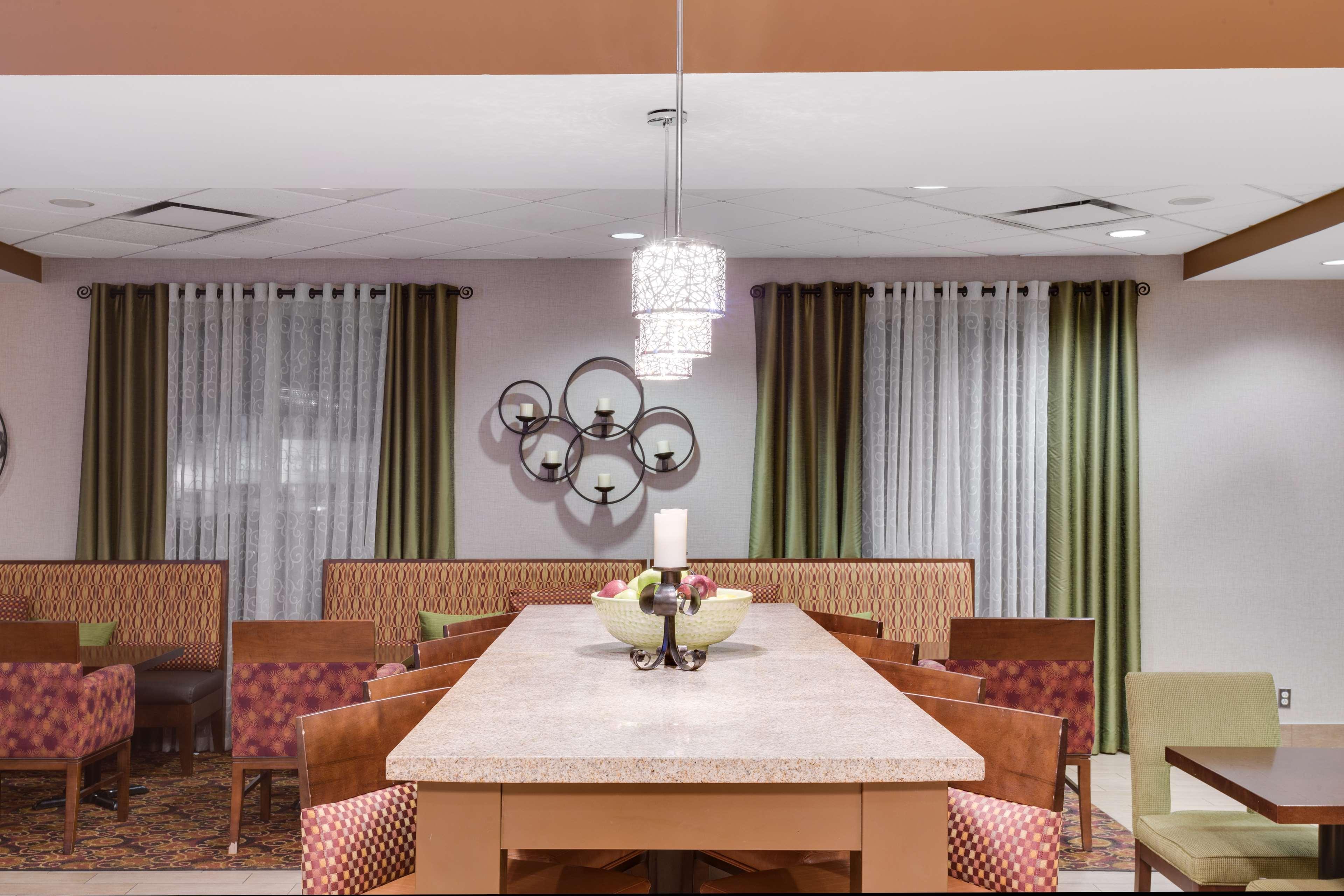 Hampton Inn Pittsburgh/West Mifflin Exterior photo